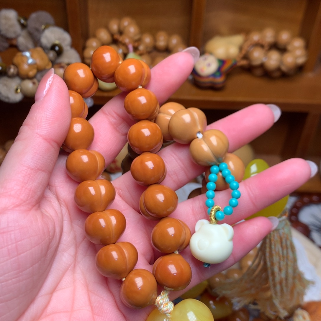 ****️吊坠猴头核桃15玻璃底手持爱心跑环小熊