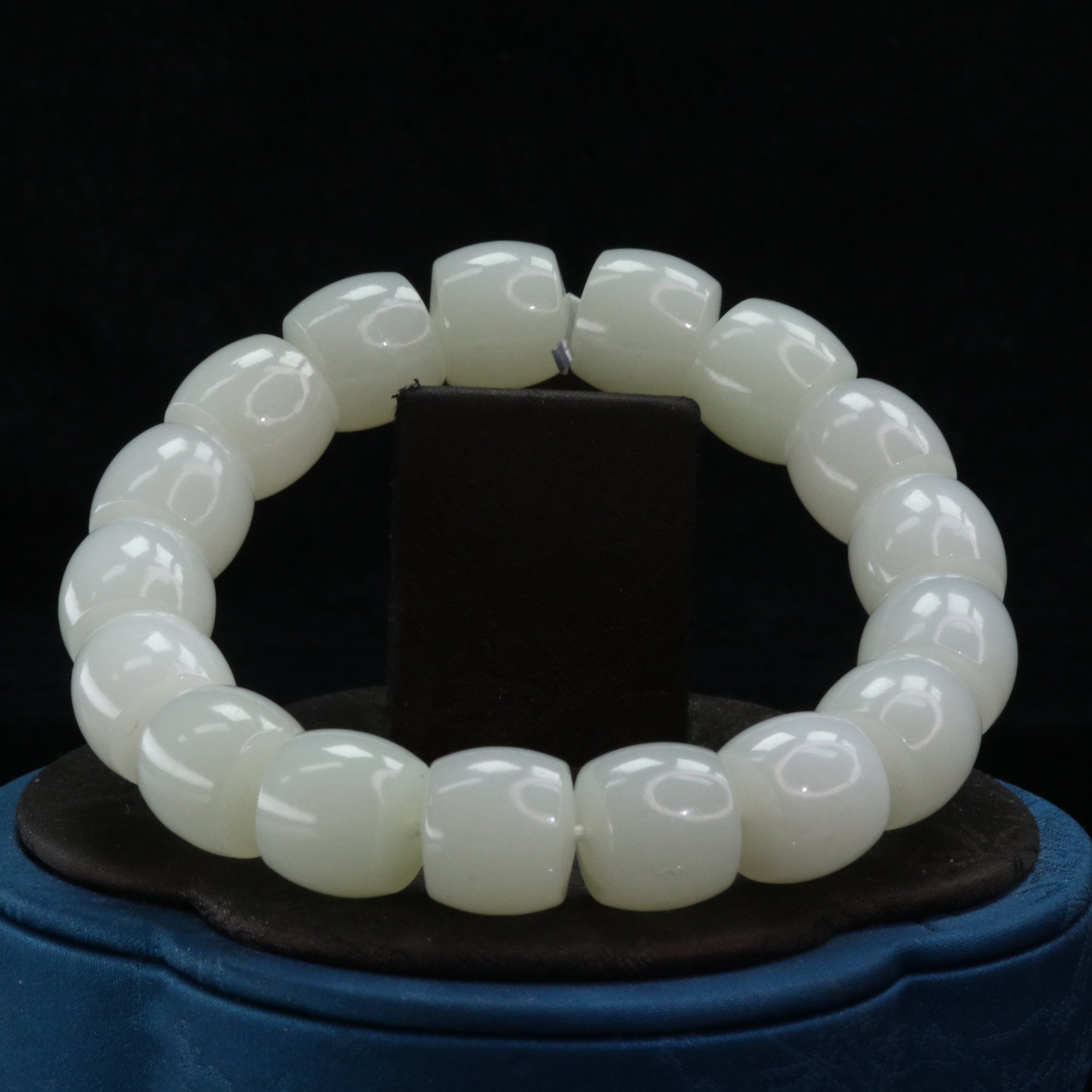 32和田玉羊脂白手串/101503北京中保拍卖