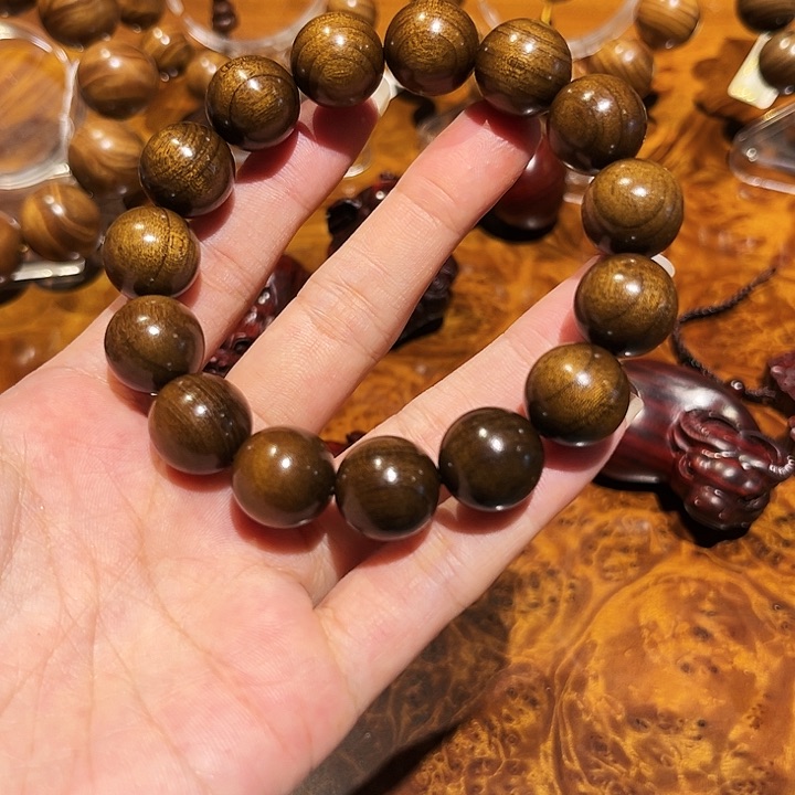 【闪购商品】金丝楠木，。，，，