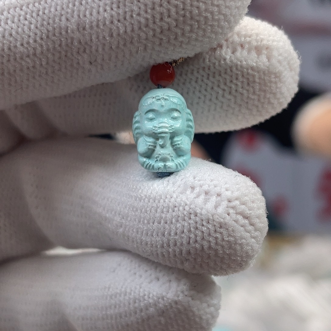 绿松石未镶嵌挂件