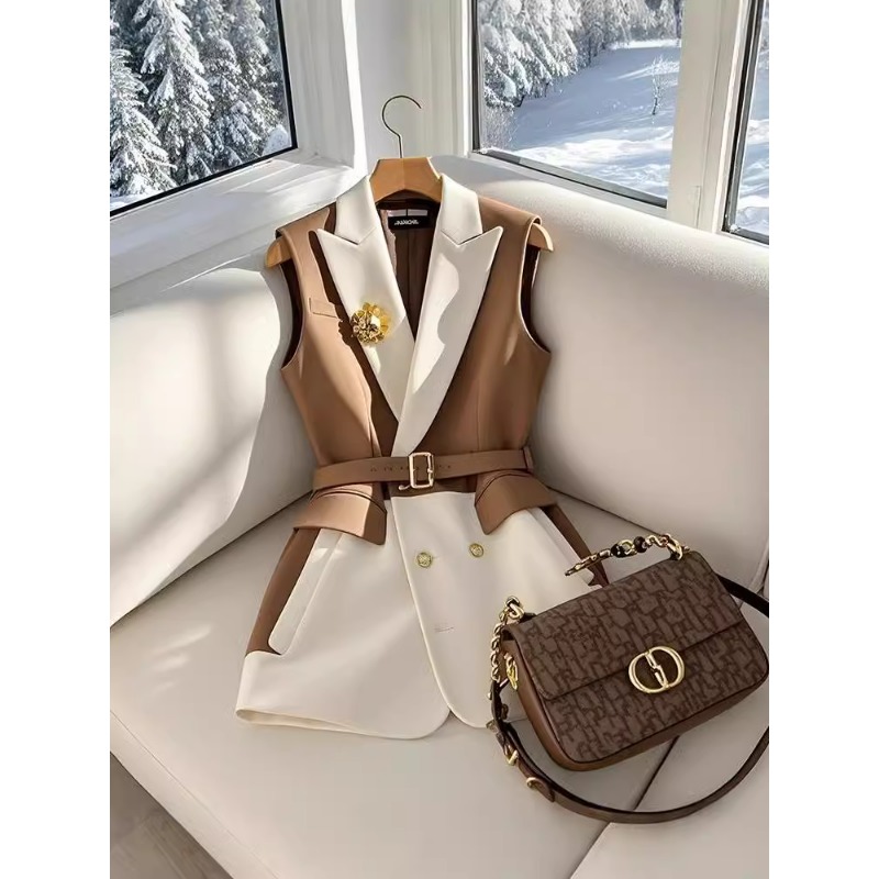 0332女款新款春季流行爆款小个子女士超好看咖色拼接西装马夹