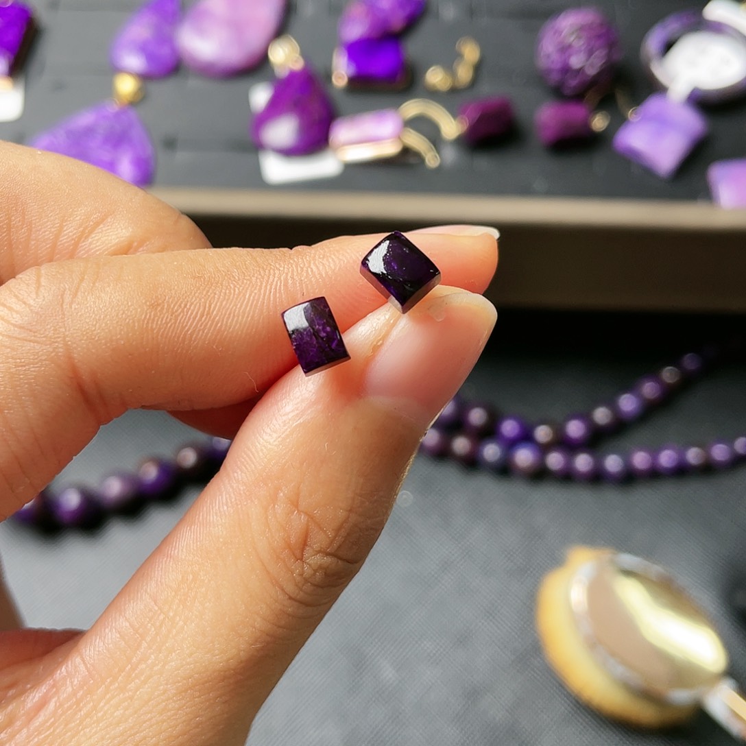 苏纪石（舒俱来）耳钉银S925镶嵌