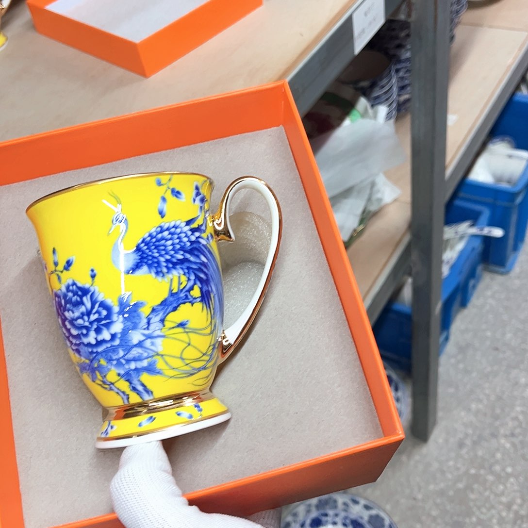 瓷。。。。。。。。。。。。。