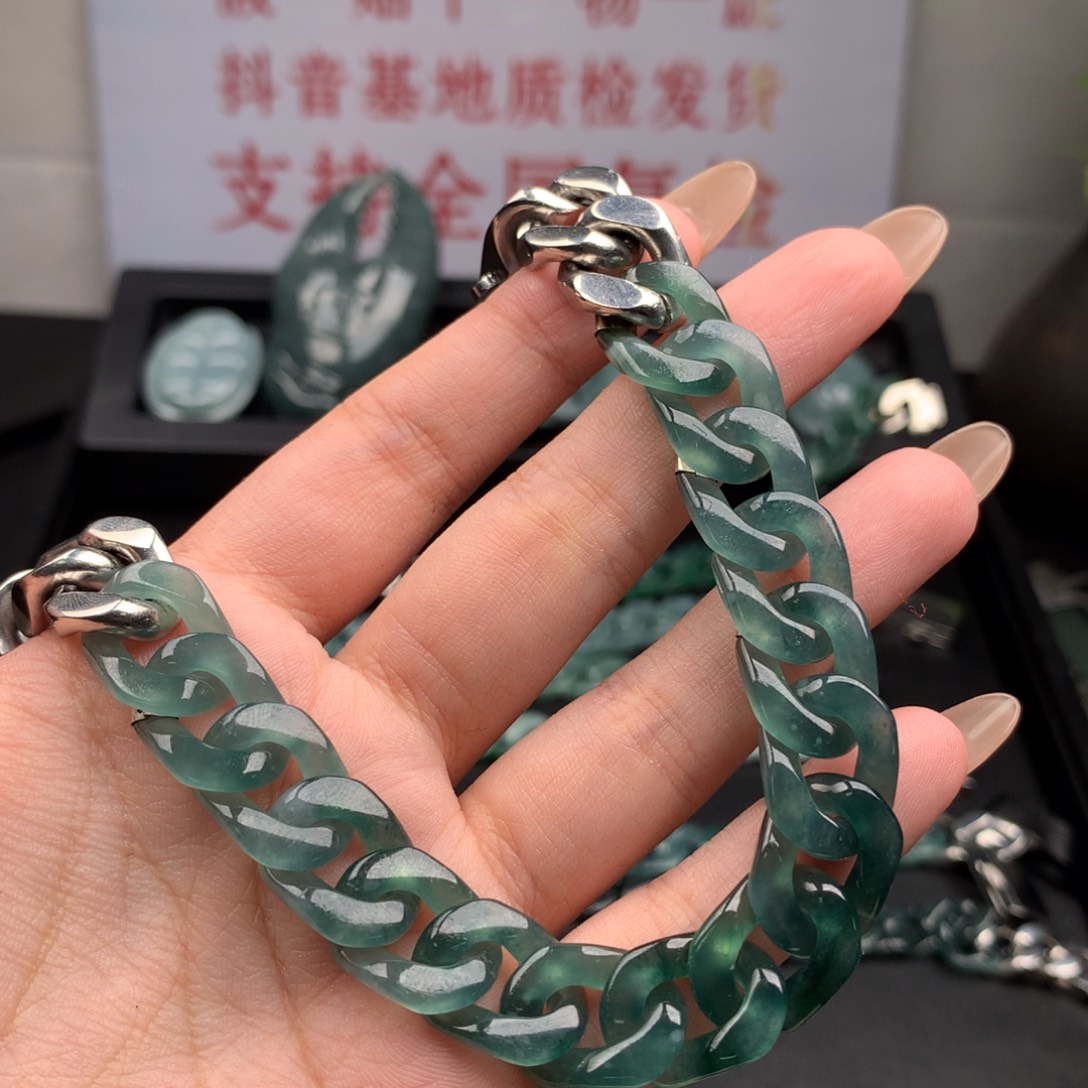 思***思翡翠未镶嵌手链000002