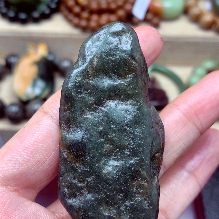 和田玉未镶嵌珠宝奇石