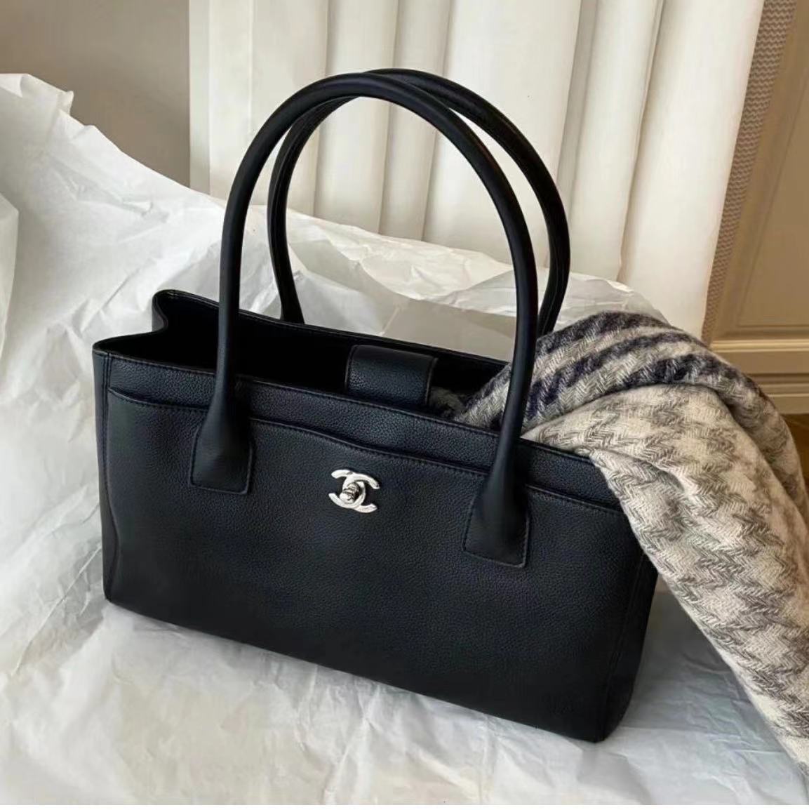 95新 Chanel/香奈儿 展会外场！黑银cerf包 小号