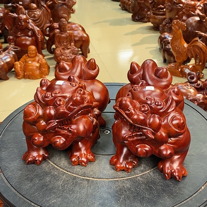 大果紫檀（缅甸花梨）缅甸花梨木貔貅一对