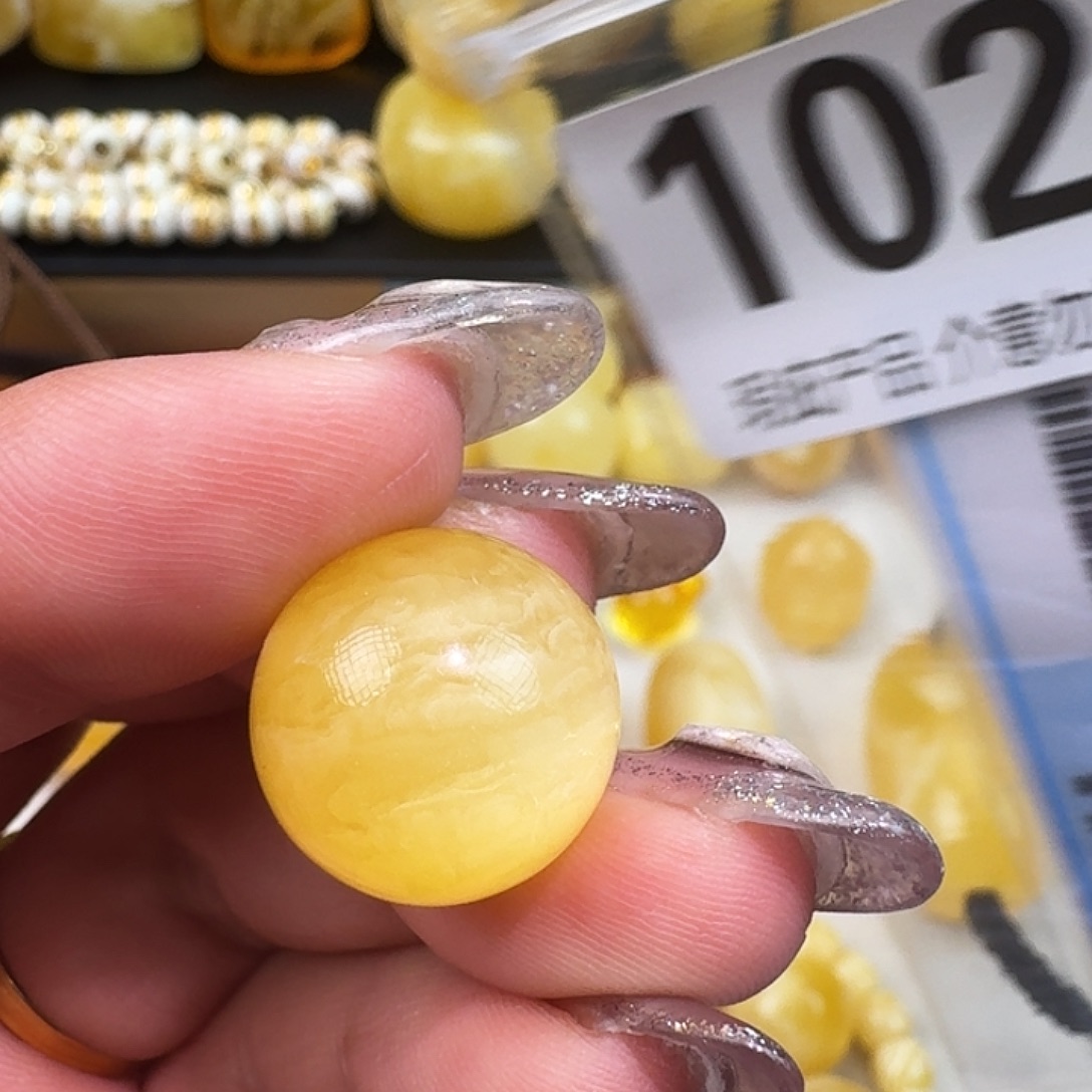 琥珀未镶嵌裸石16m   质检加10