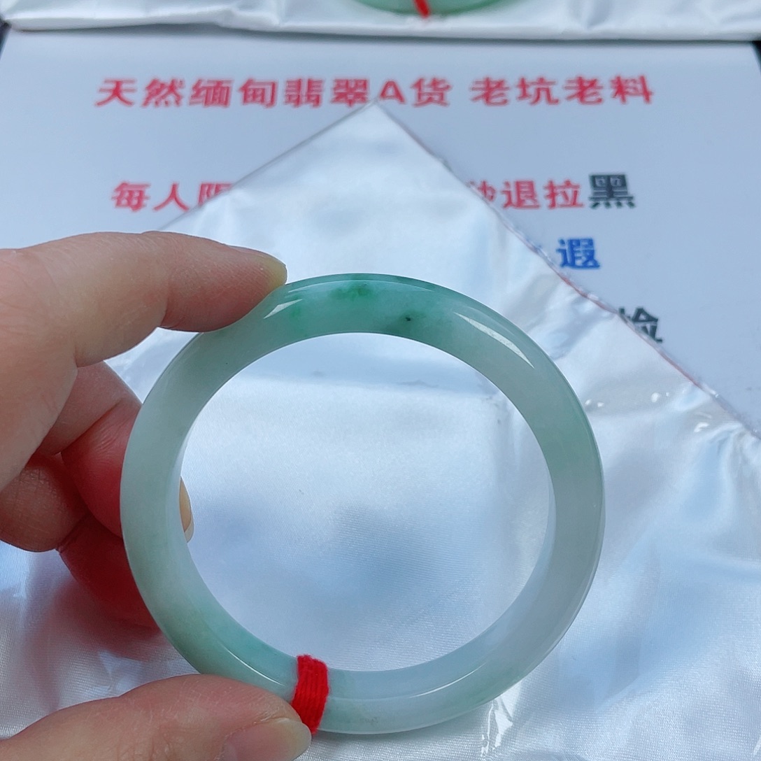 翡翠未镶嵌手镯天然翡翠手镯60