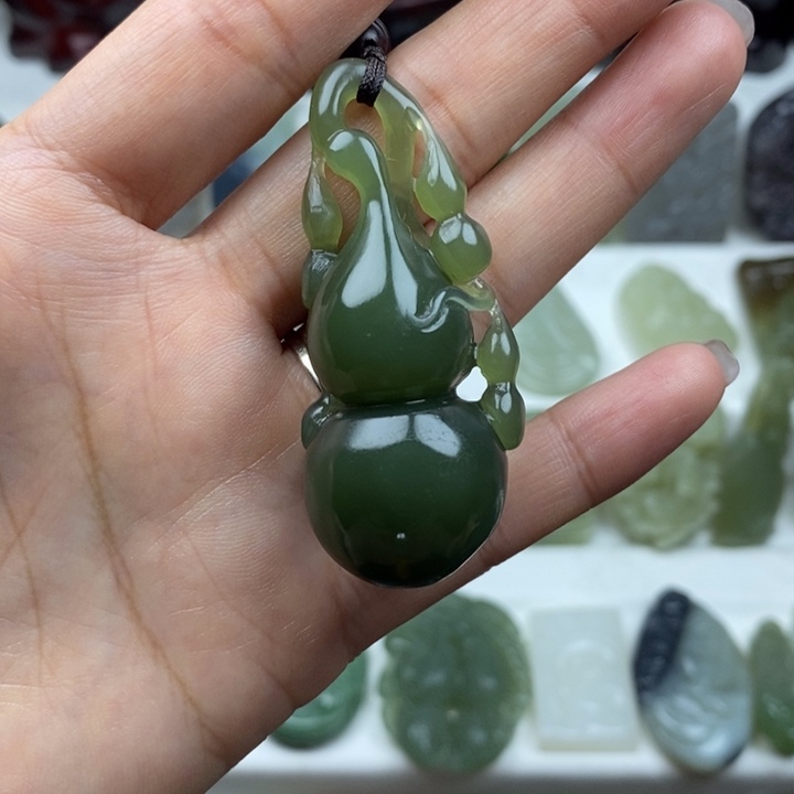 和田玉（糖玉）未镶嵌颈饰40