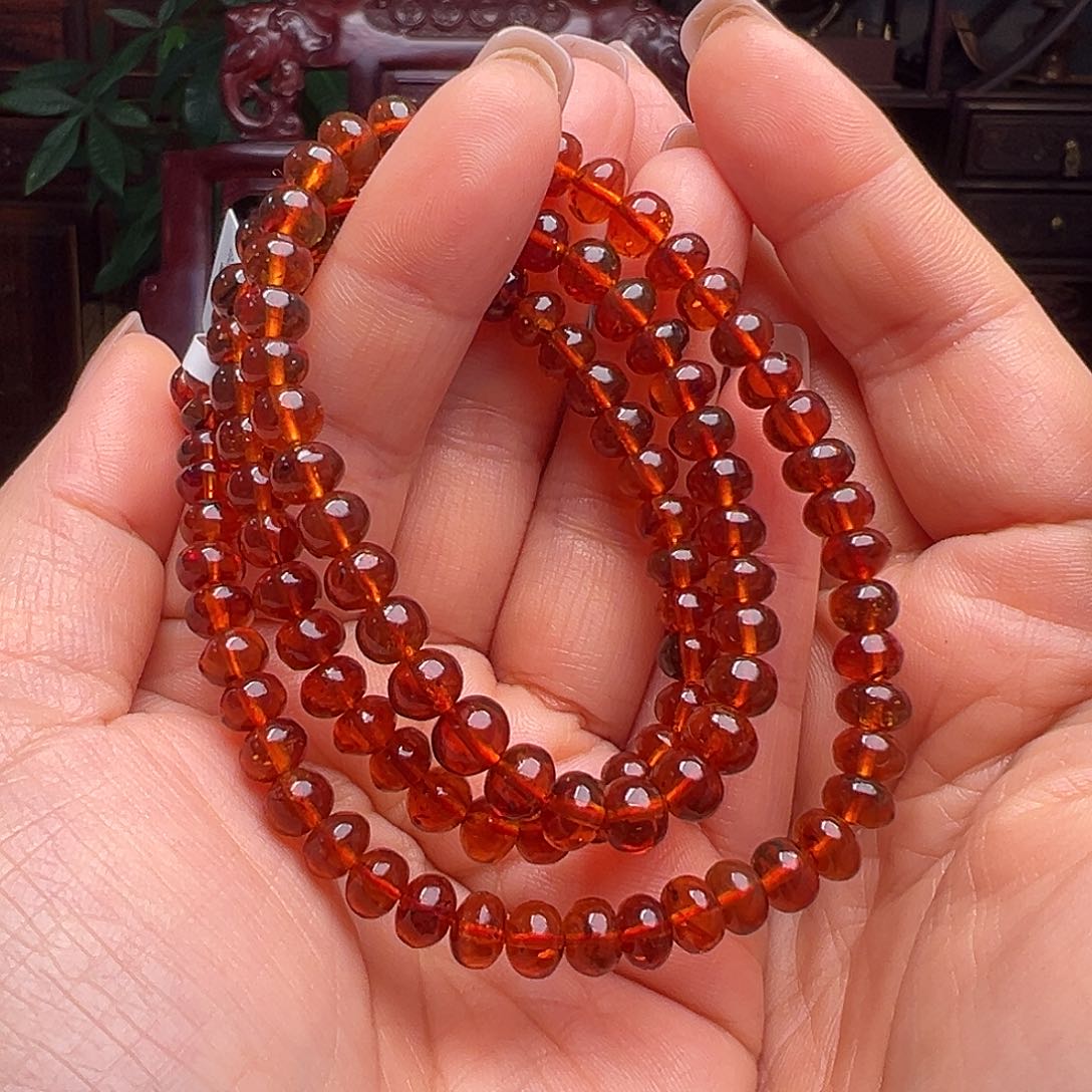 琥珀裸石未镶嵌果****神抚顺琥珀20574六