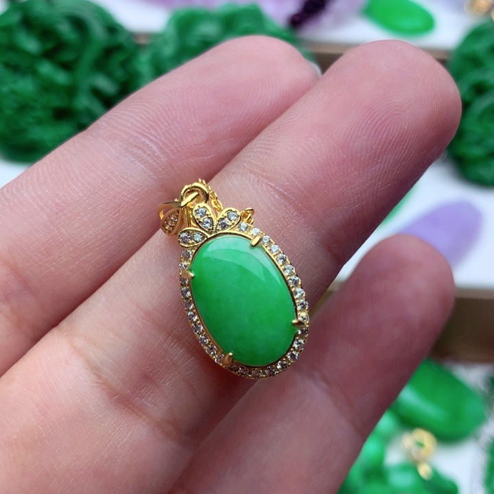 翡翠未镶嵌吊坠(不含链)