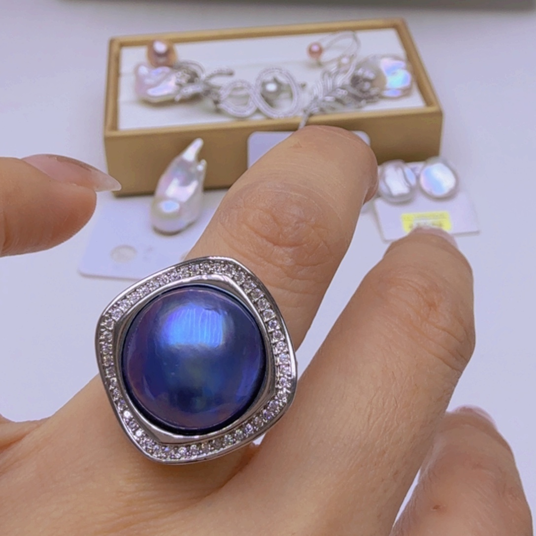 赵****未镶嵌颈饰淡水珍珠