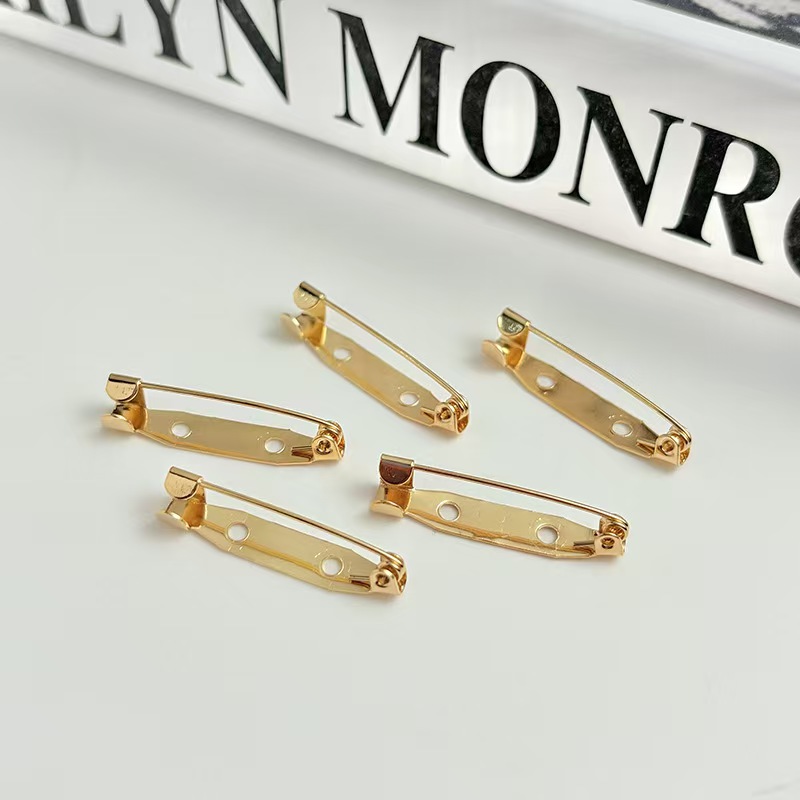 铁胸针 《燕子家》3cm铁质简易别针手工diy饰品配件服饰安全扣针