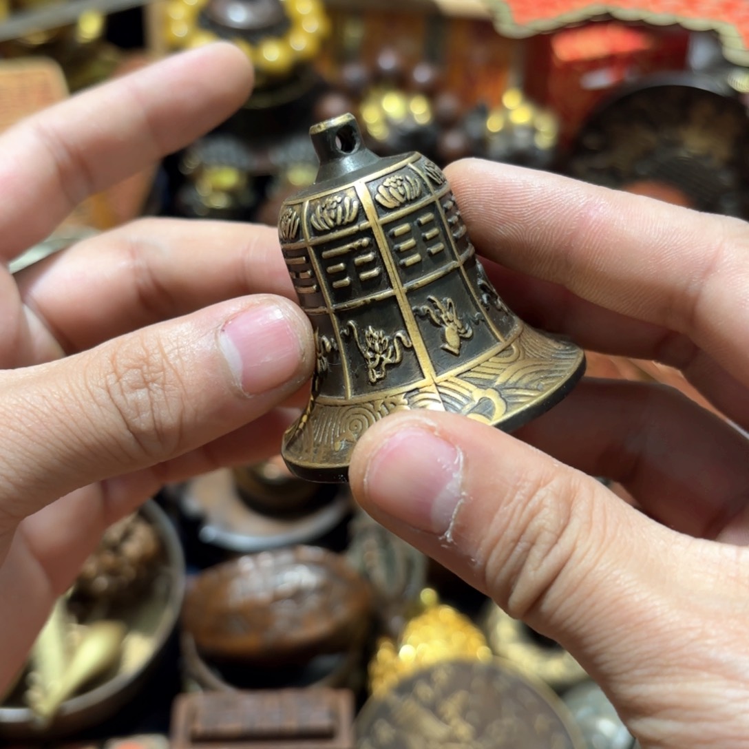 铜器摆件收收藏藏