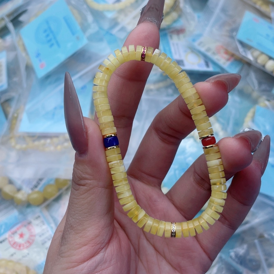 蜜蜡裸石未镶嵌蜜蜡74