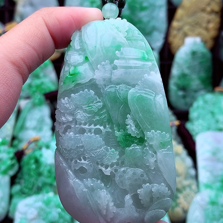 翡翠吊坠(不含链)未镶嵌