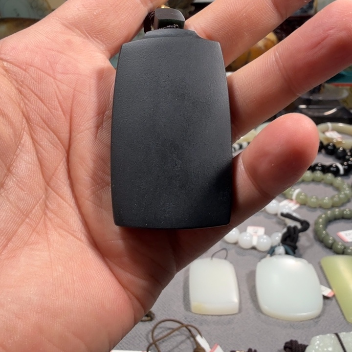 和田玉未镶嵌吊坠(不含链)