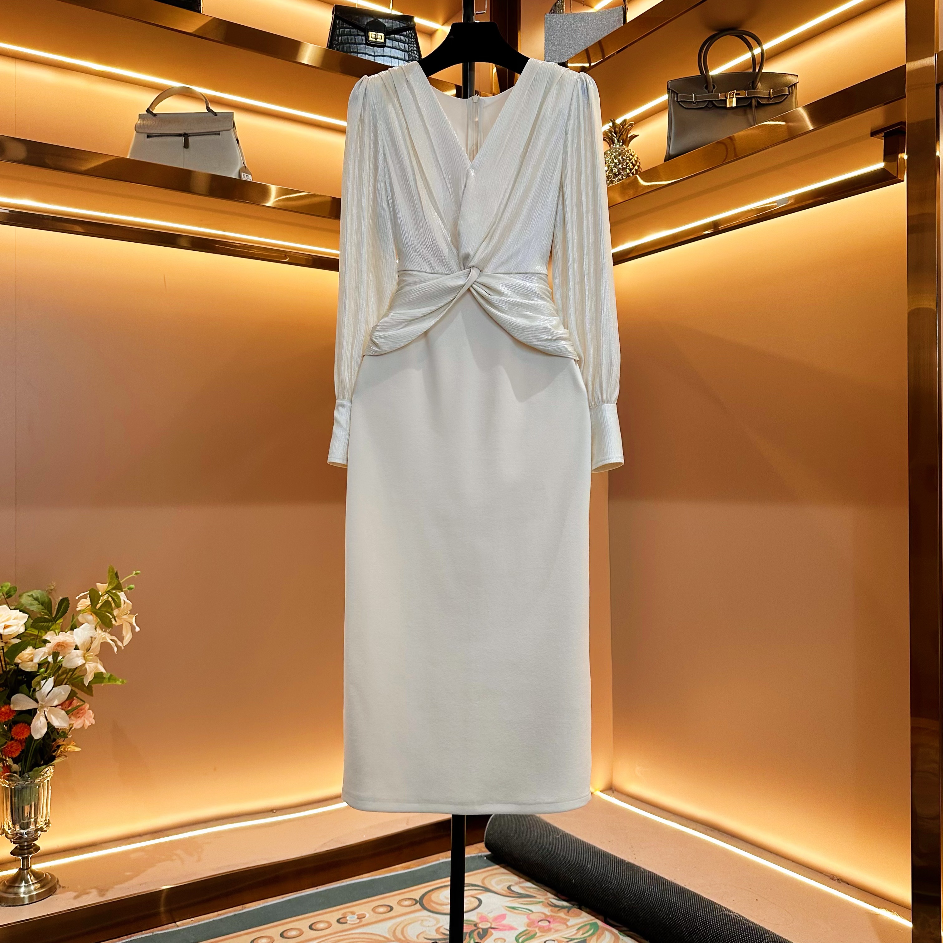 【柔缎雅光】[晖晖]轻奢设计师款优雅气质修身时尚收腰连衣裙-88516