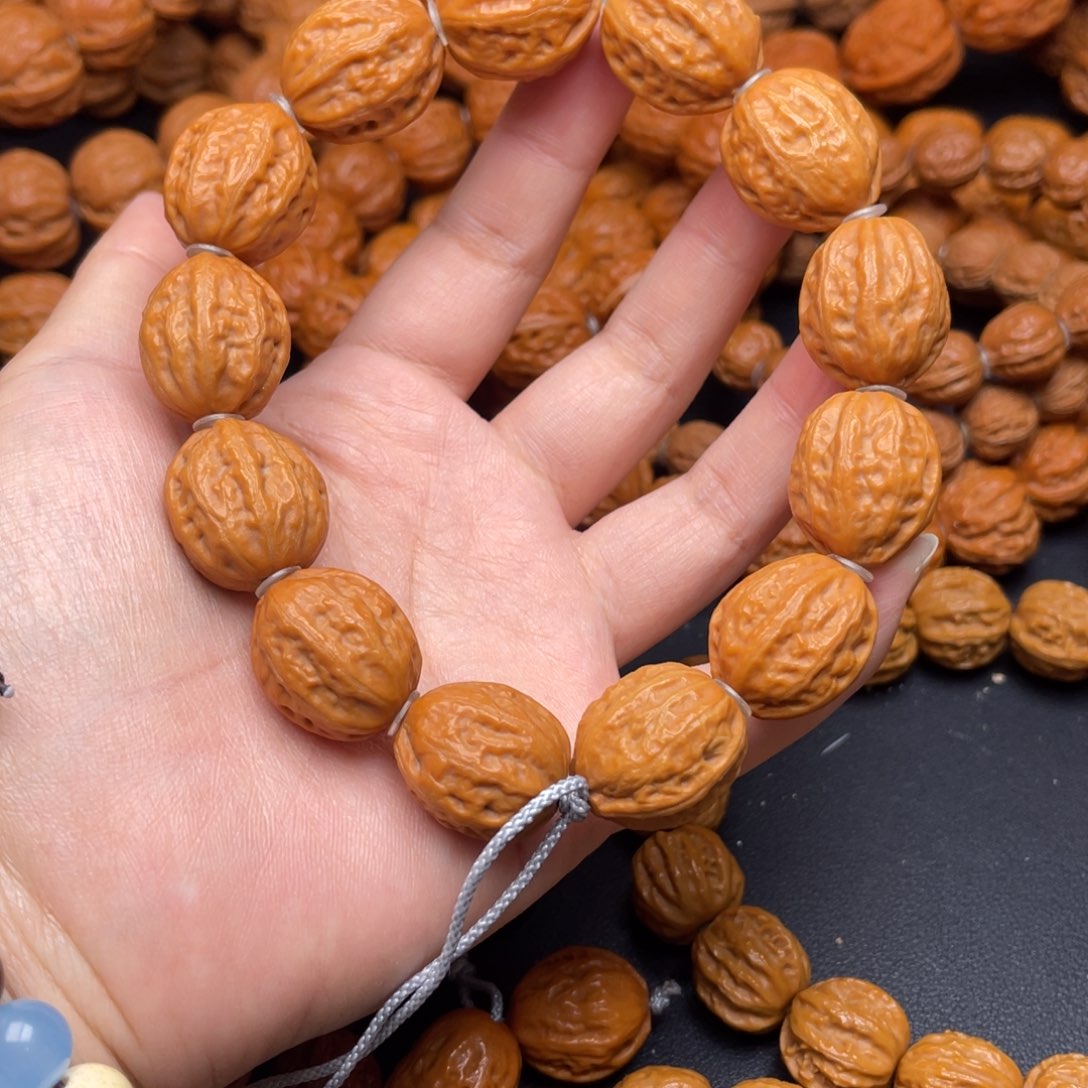 文玩核桃手串八棱小枣手串