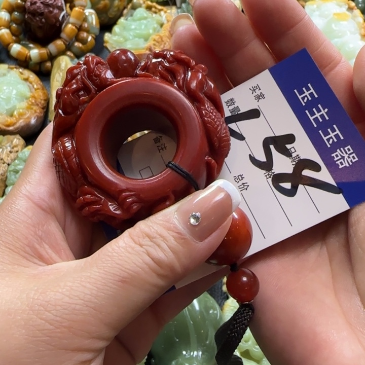 透闪石质玉手把未镶嵌