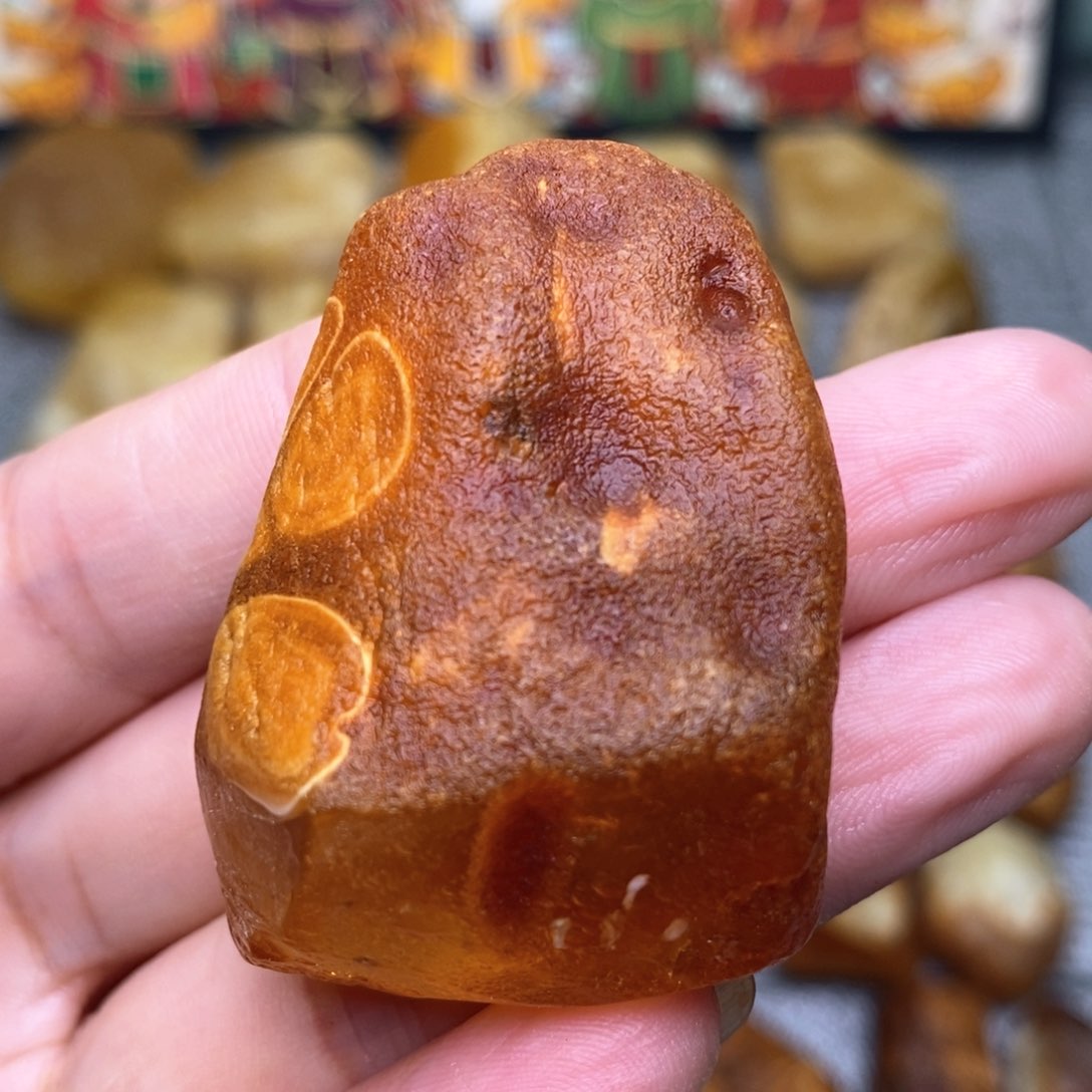 【闪购商品】定制琥珀天然蜜蜡乌料