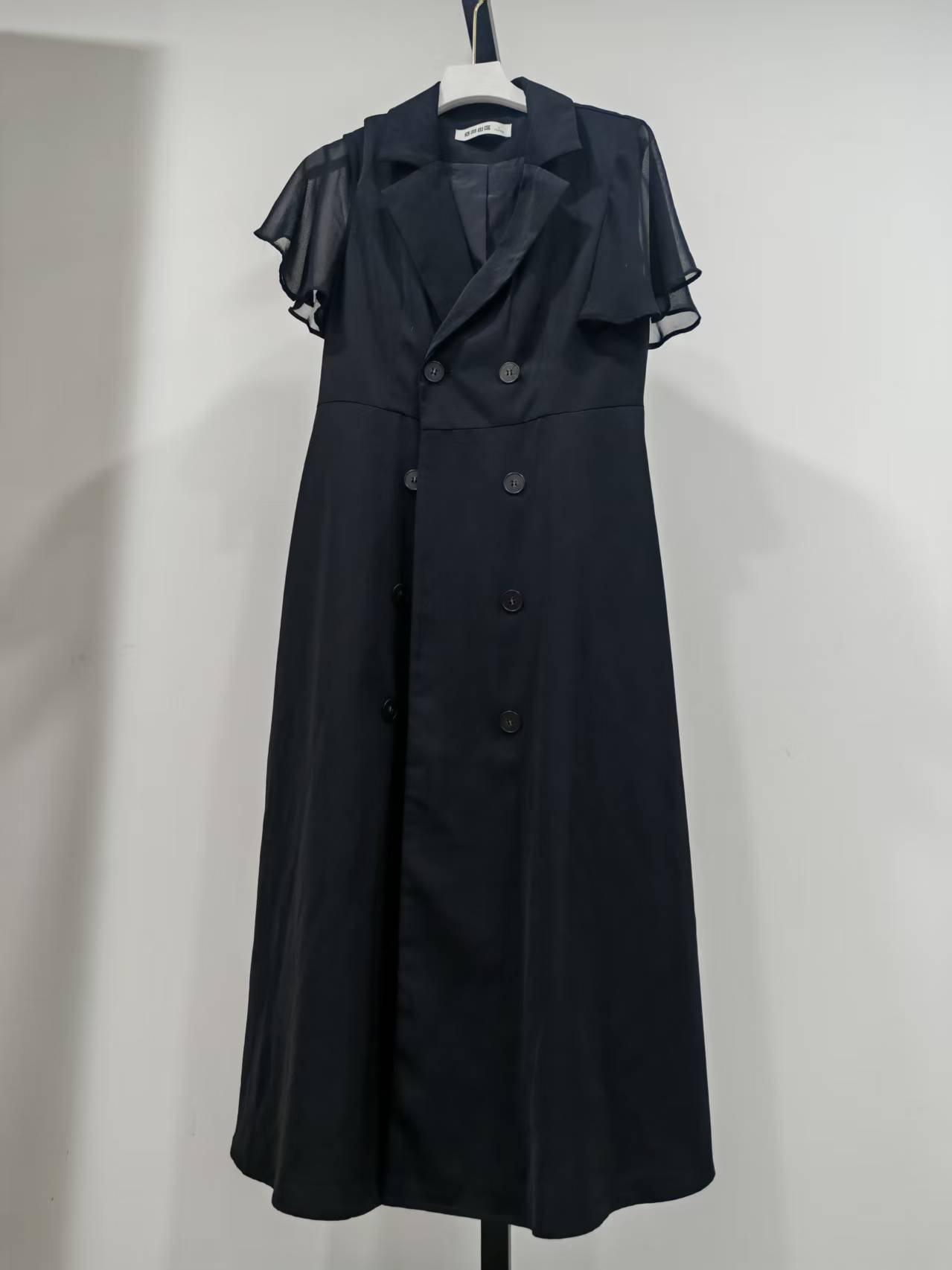 9 蕾丝花边袖连衣裙 默认微瑕 无运费险