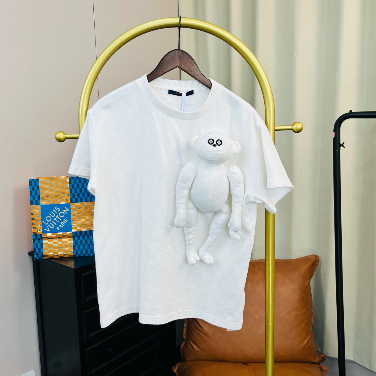 99新 LouisVuitton/路易威登 白色暗纹满印玩偶短袖 S码 99新