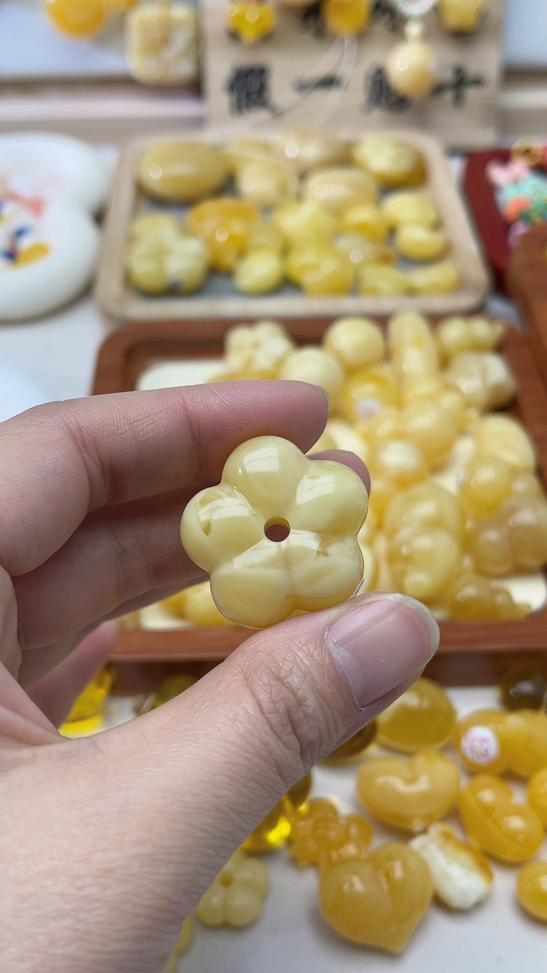 天然俄料蜜蜡五瓣花全品保真无暇，卡27✖️26.9✖️11.9，5.53