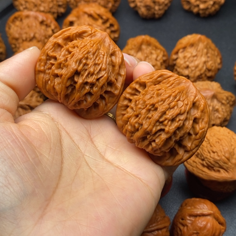 【闪购商品】文玩核桃把件42虎头