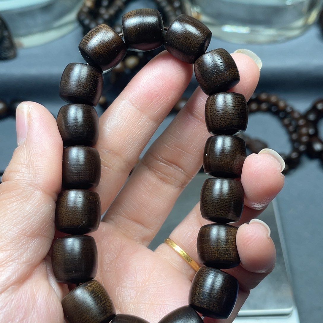 沉香手串芽庄白棋1.2