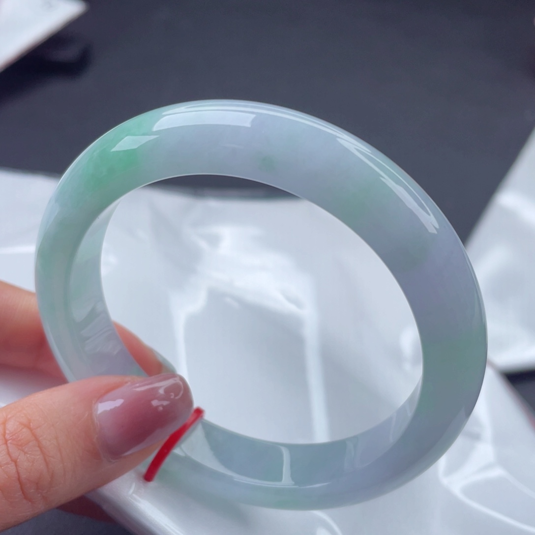 翡翠未镶嵌手镯56.3圈