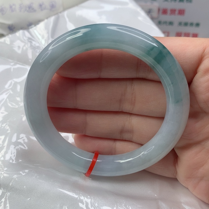 未镶嵌手镯（圆镯）翡翠7
