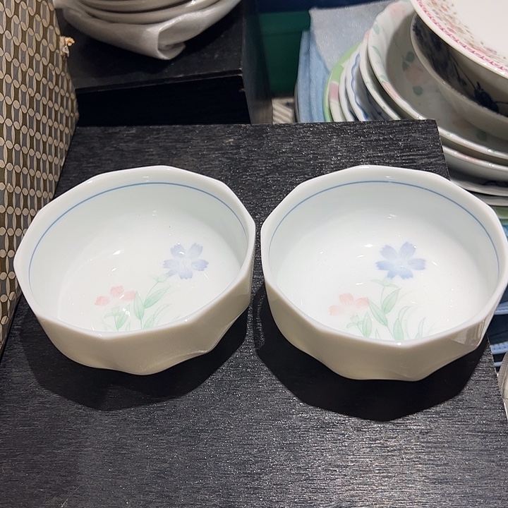 腾***琪瓷迷你多边碗2个超润