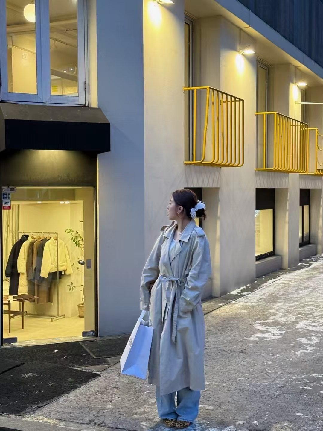 我们家雅自留的风衣外套 来韩国必买的 韩国风衣