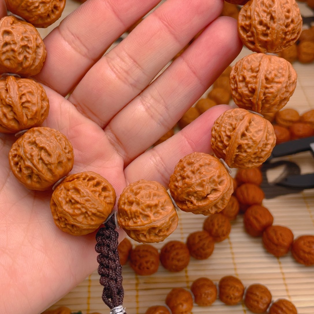 文玩核桃吊坠x****3野生文玩手串