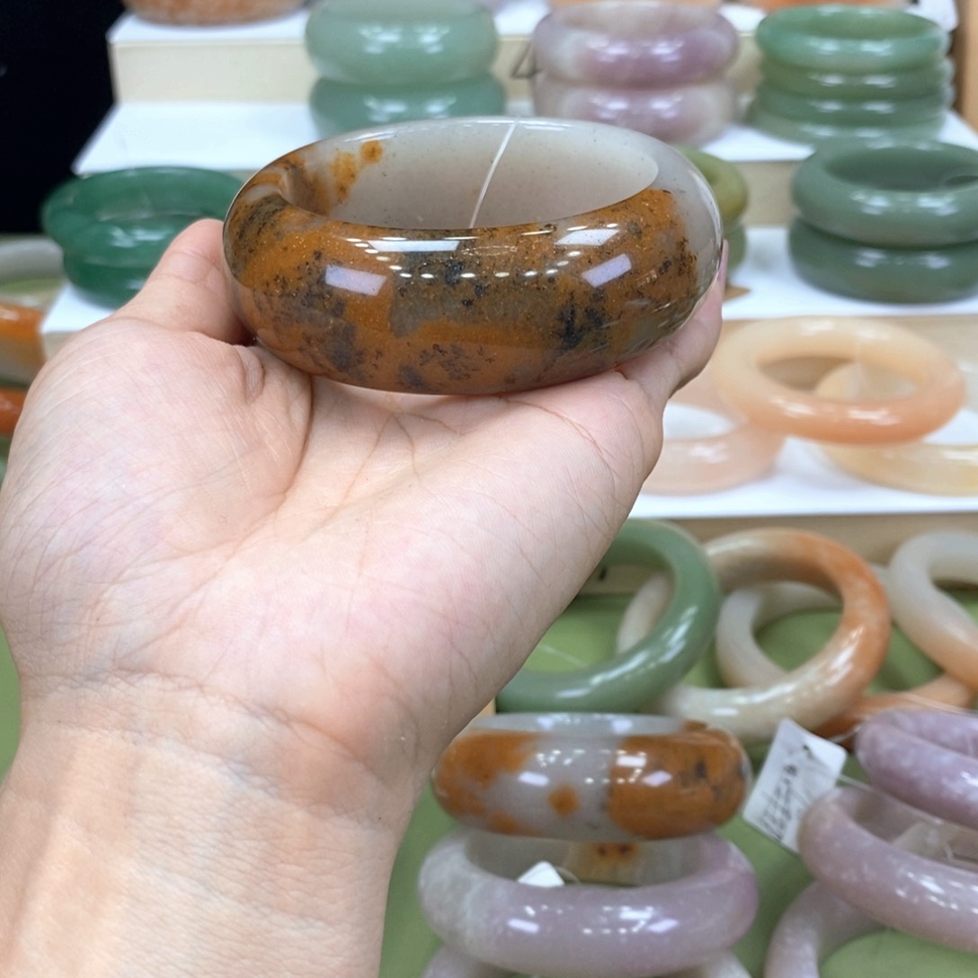 ℋ***࿐石英岩玉手镯未镶嵌
