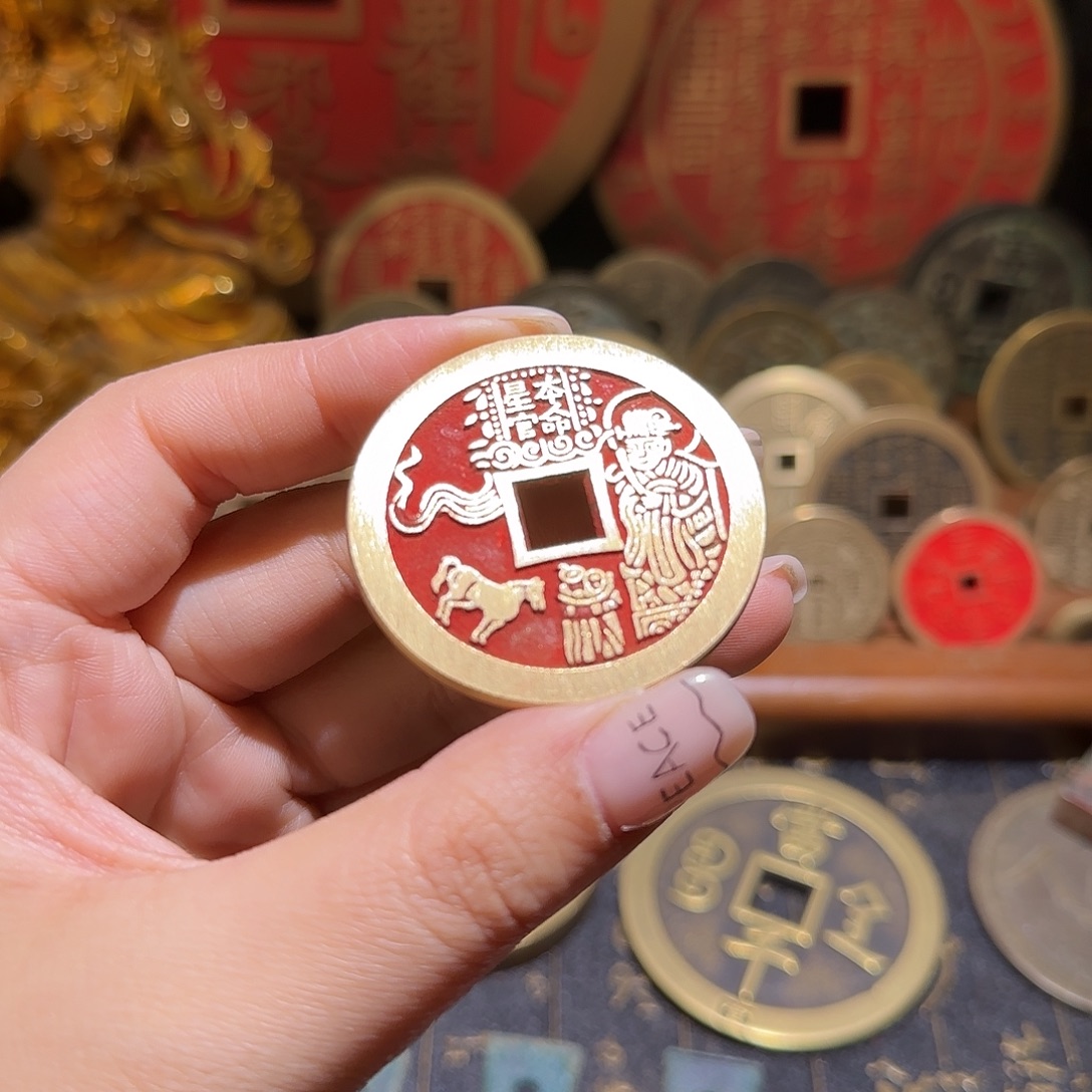 用***8铜现代仿制工艺品