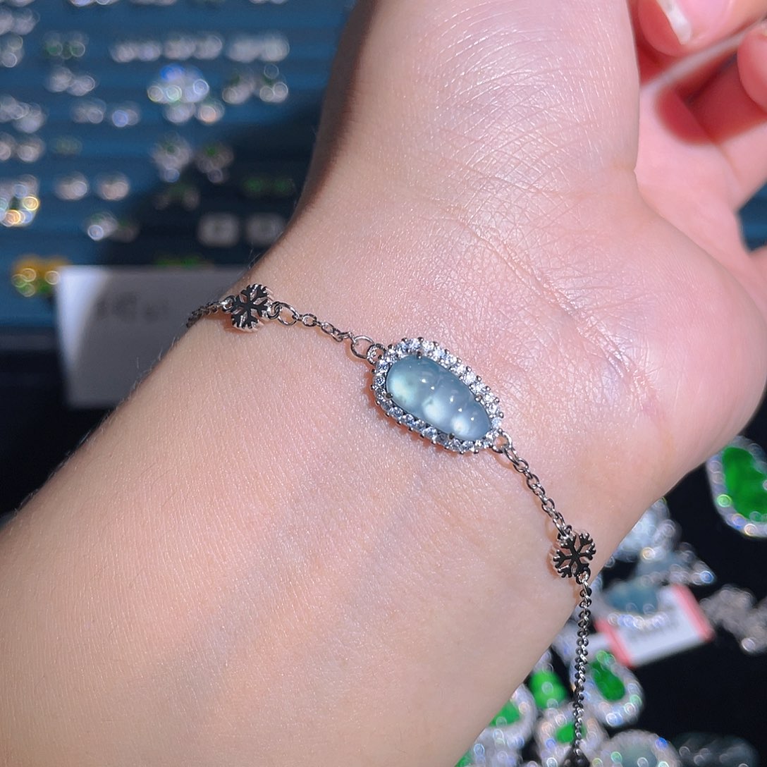 未镶嵌手链翡翠手链