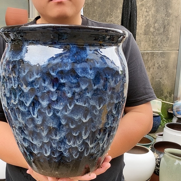 紫砂花盆口27高31瑕疵