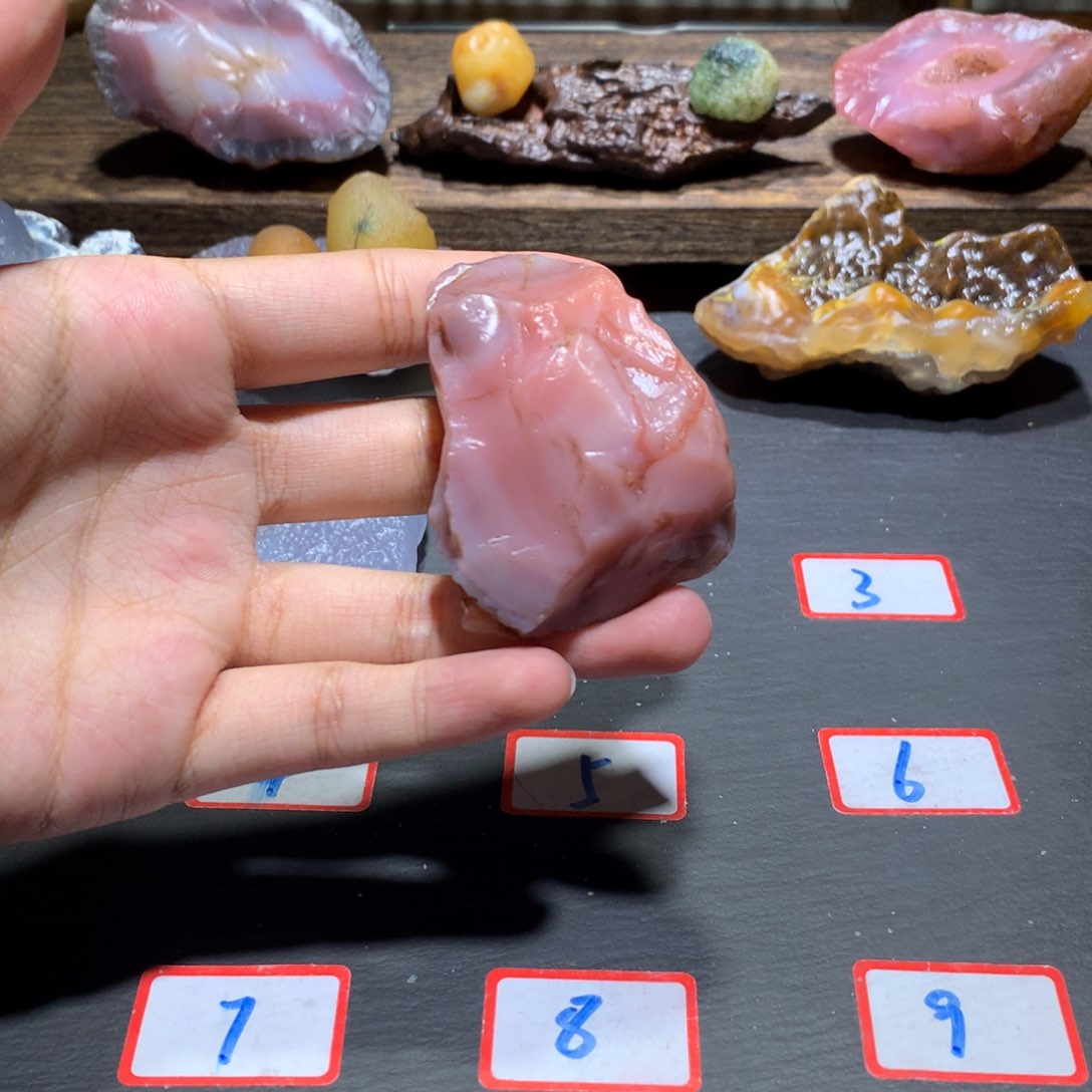 未镶嵌玛瑙/玉髓珠宝奇石