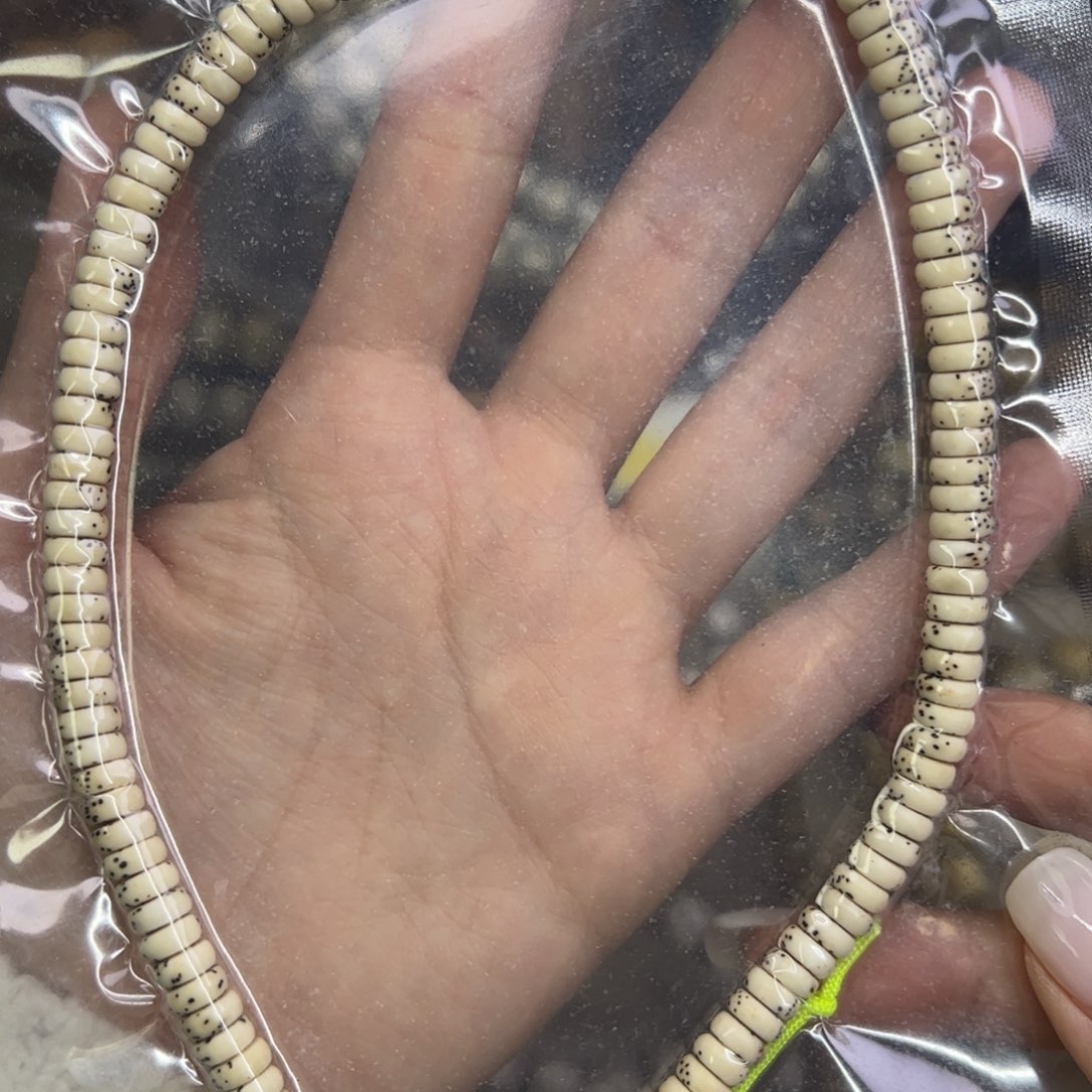 吊坠星月菩提原生态原白河豚药片