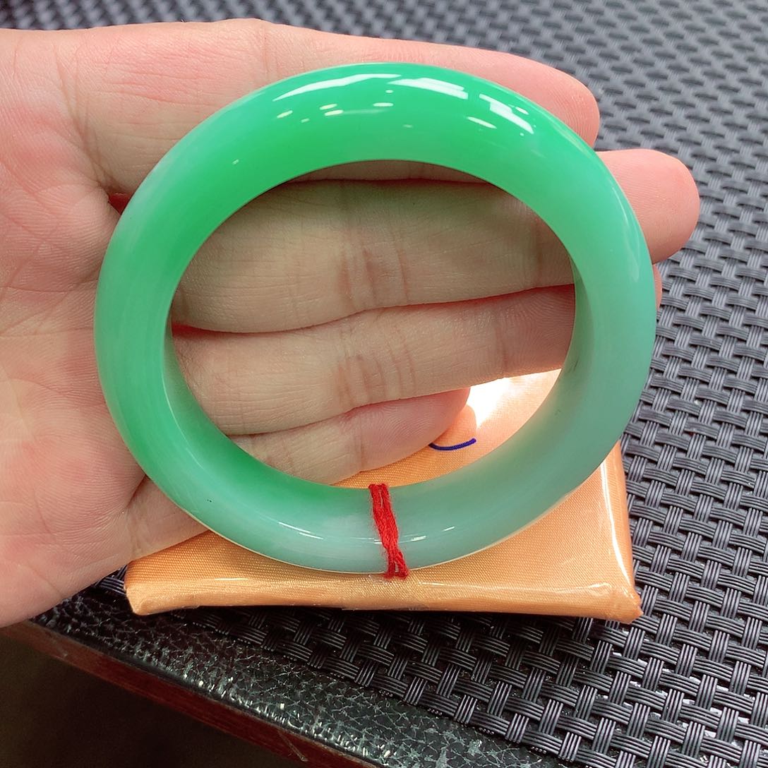 未镶嵌手镯翡翠翡翠
