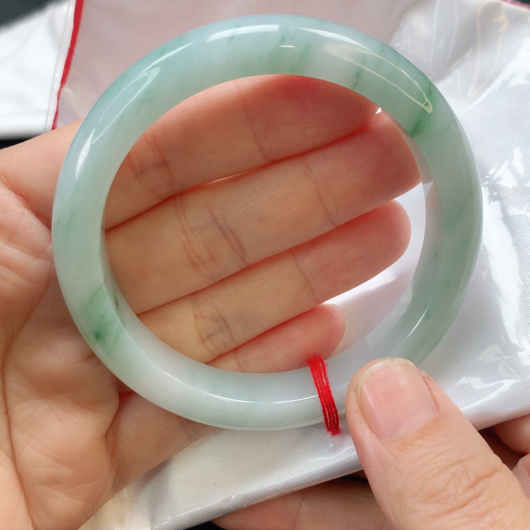 翡翠手镯未镶嵌58.6正