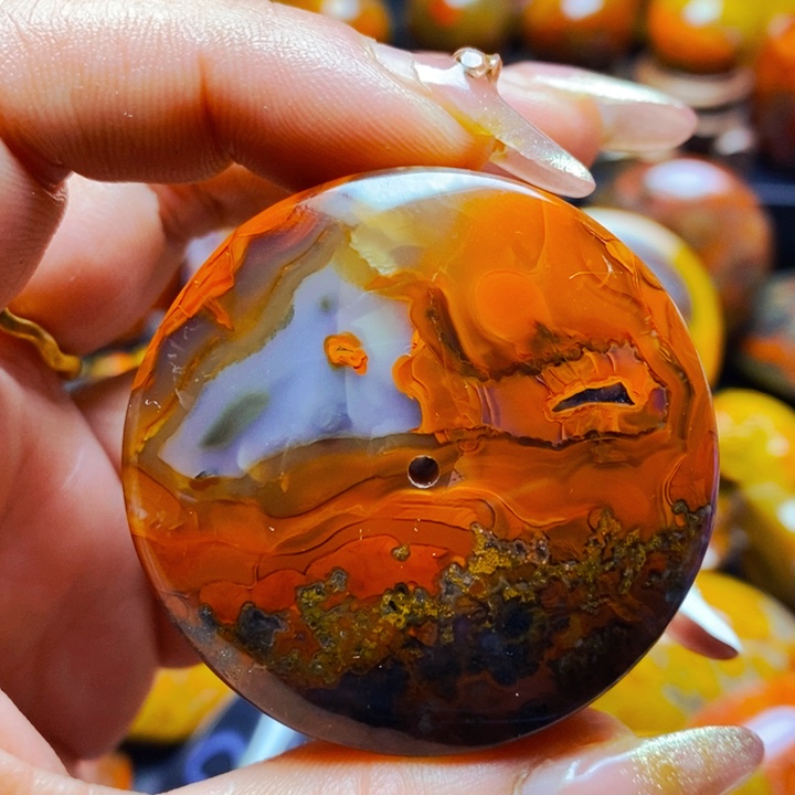 玛瑙/玉髓颈饰未镶嵌