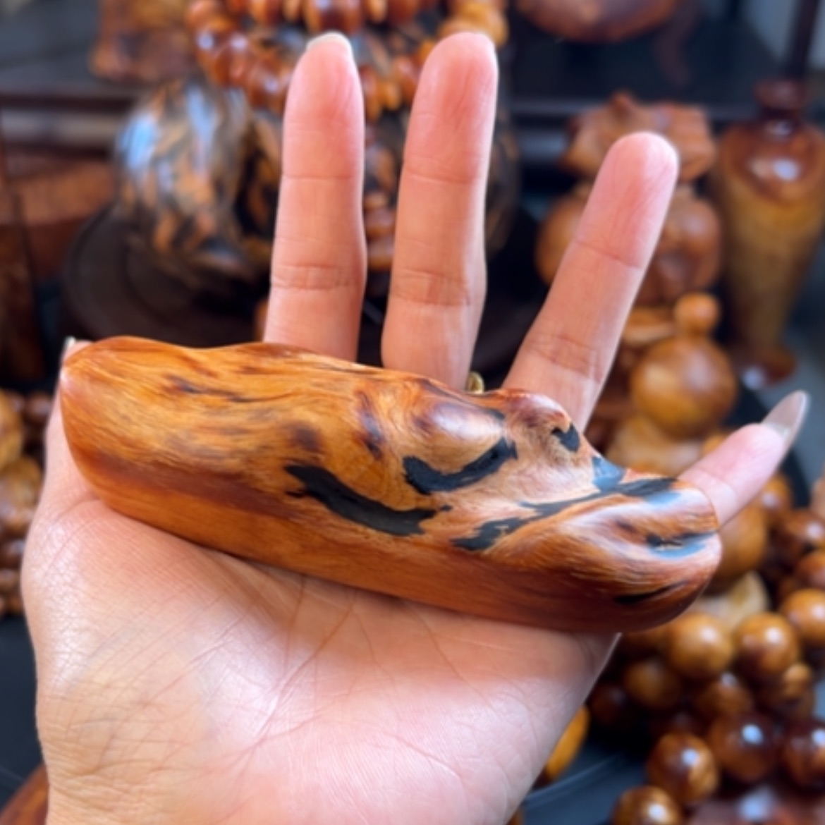 【闪购商品】松木（琥珀木）把件