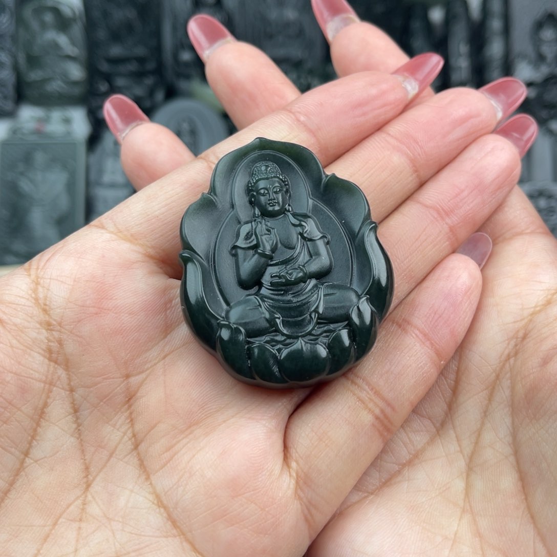 和田玉颈饰未镶嵌?****?