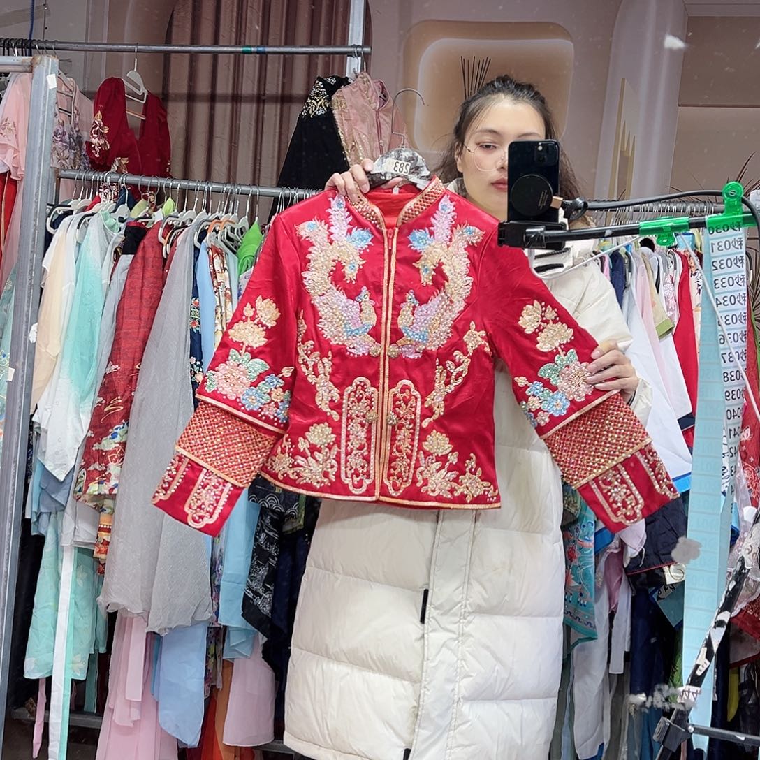 秒004秀和上衣2好看