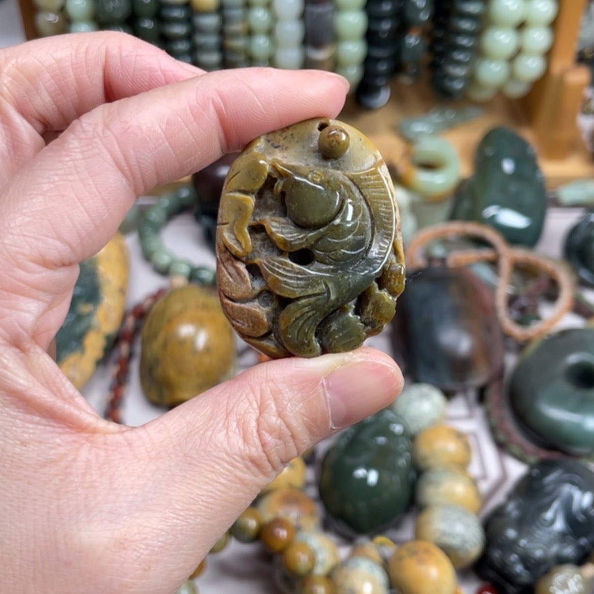 【闪购商品】未镶嵌岫岩河磨玉（透闪石质玉）挂件