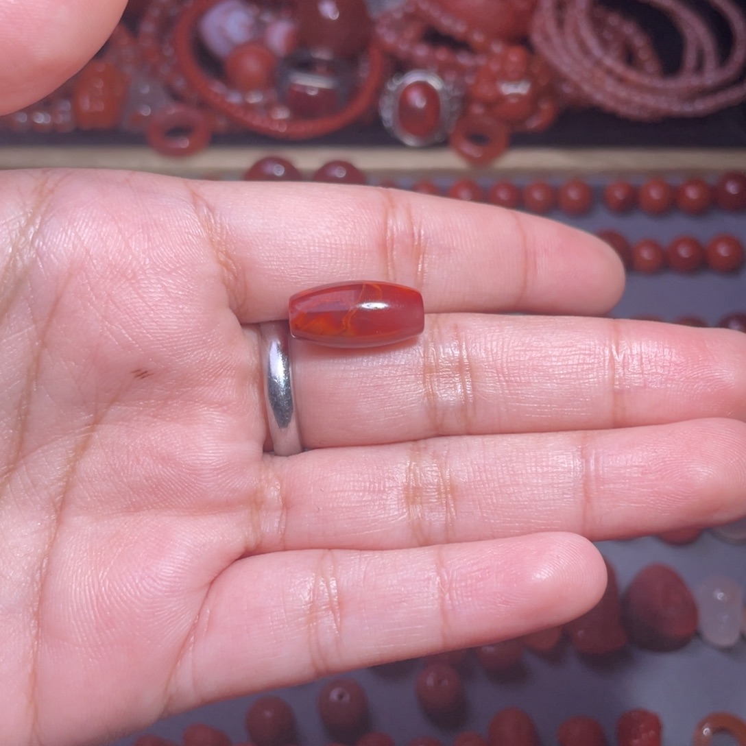 南红玛瑙桶珠8.4未镶嵌
